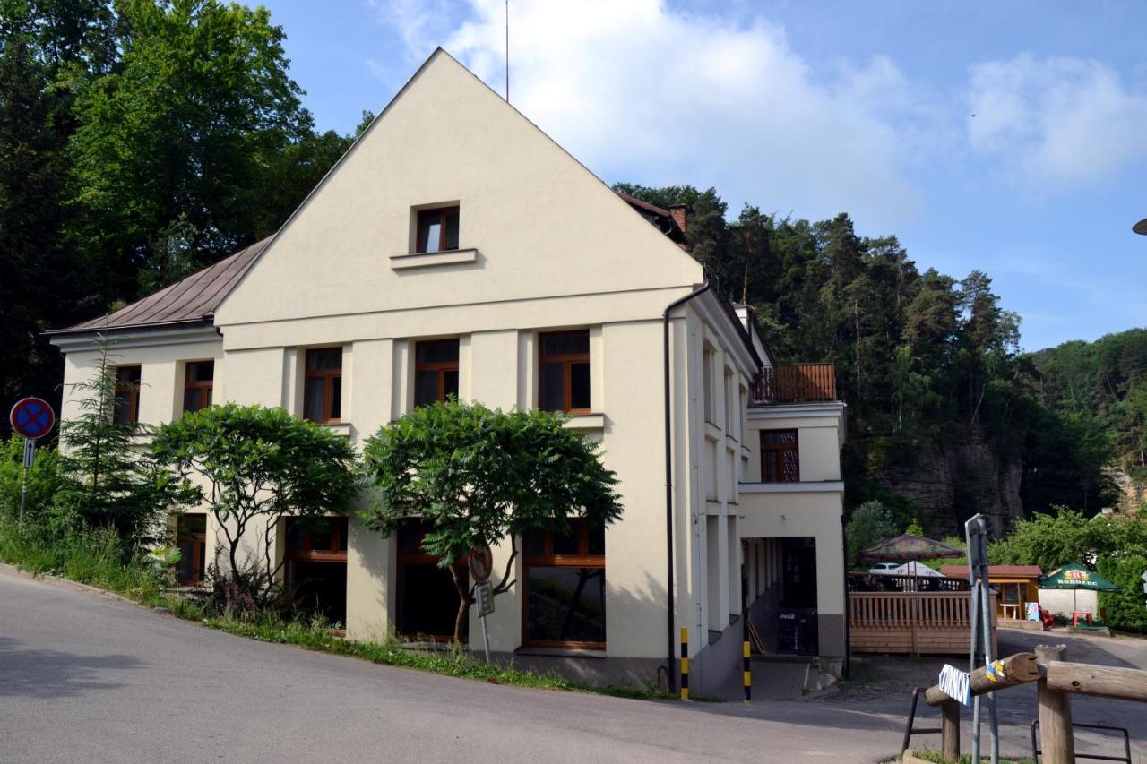 Hotel Podkost Libošovice Exterior foto